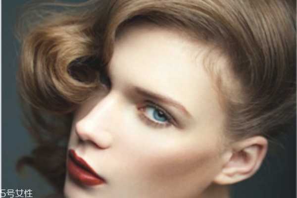 怎么按摩去除鱼尾纹 去鱼尾纹的按摩方法