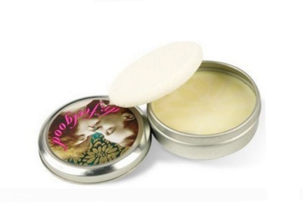 贝玲妃猪油膏有什么功效？