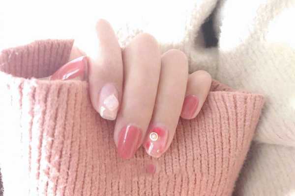 温柔短指甲美甲图片 好驾驭温柔短指甲美甲 温柔短指甲美甲图片 好驾驭温柔短指甲美甲