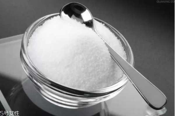 洗脸水加什么好美白护肤 洗脸美肤技巧