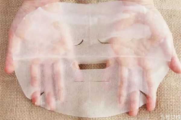 敷完面膜可以直接化妆吗?敷完面膜后多久上妆好 敷完面膜可以直接化妆吗?敷完面膜后多久上妆好