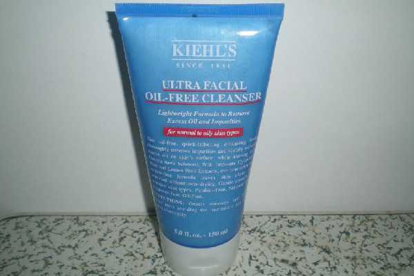 科颜氏洗面奶怎么看真假