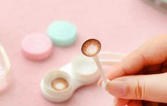 隐形眼镜盒rl哪个是左右眼 隐形眼镜盒rl哪个是左右眼