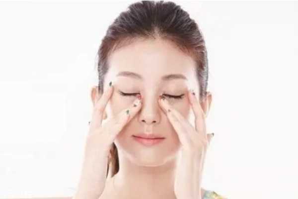 黑眼圈严重怎么去除