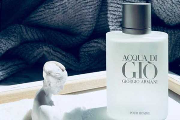 阿玛尼寄情适合年龄 阿玛尼寄情适合年龄