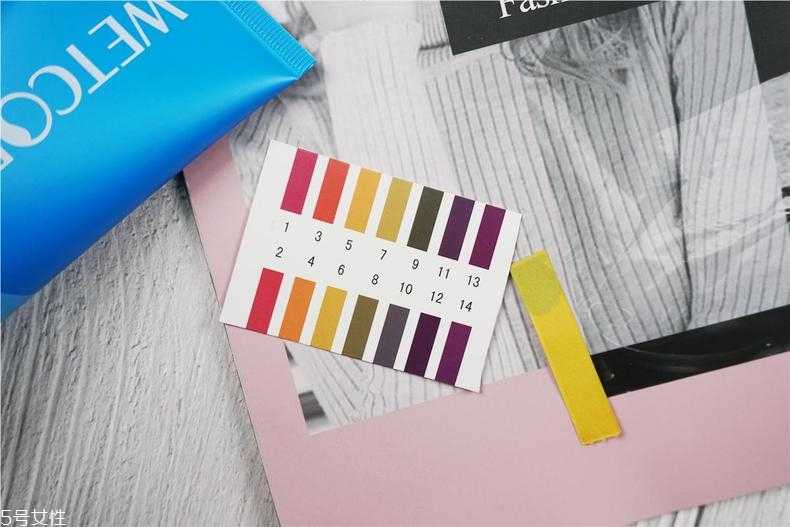 水密码洗面奶哪款好用 温和蓝管和祛痘白管对比评测