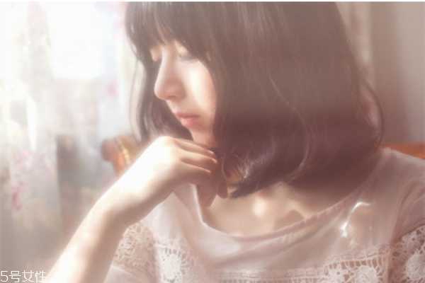 皮肤晒黑后如何修复