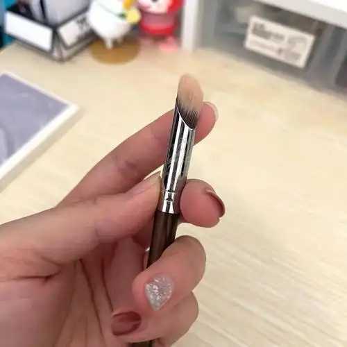 散粉刷适合新手吗?新手怎么合适选自己的散粉刷 散粉刷适合新手吗?新手怎么合适选自己的散粉刷