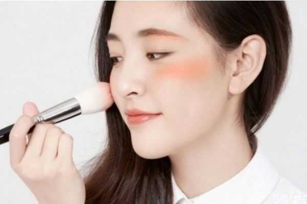 腮红的作用有什么？什么是腮红的作用