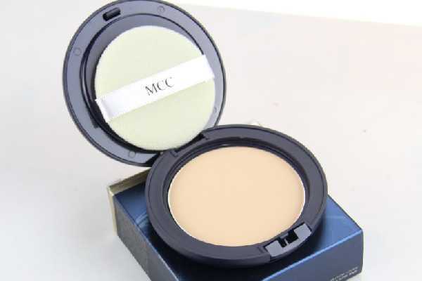 粉饼可以当气垫用吗