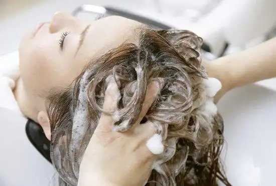 弹力素男生可以用吗 弹力素男生可以用吗