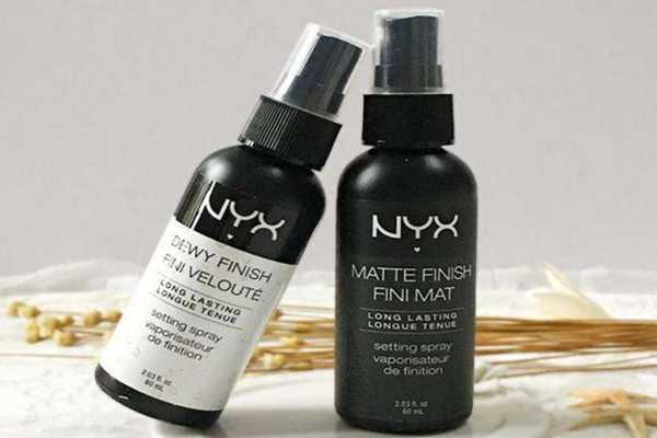 定妆喷雾是妆前还是妆后 定妆喷雾是妆前还是妆后