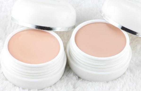 遮瑕能遮住眼袋吗 遮瑕能遮住眼袋吗