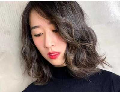 齐肩卷发图片2024最新款女生 齐肩卷发图片2024最新款女生