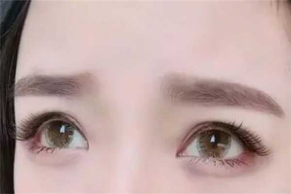 美瞳买回来可以直接佩戴吗 美瞳买回来可以直接佩戴吗