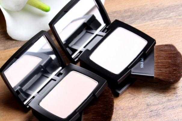 高光粉和高光棒哪个好用？