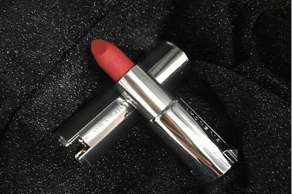 纪梵希口红最火色号 304/307都是不错的选择