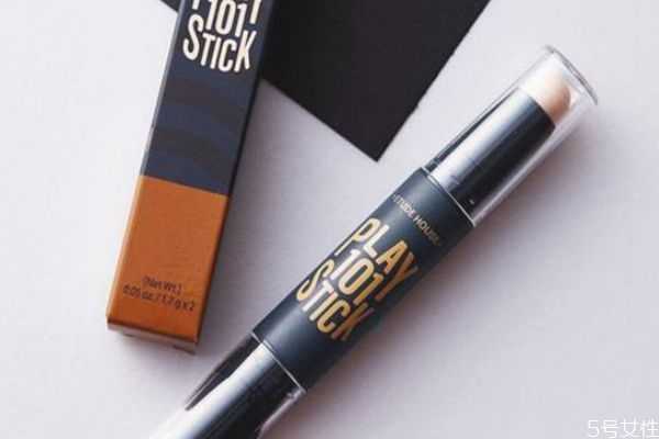 不化妆可以涂高光吗