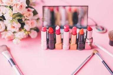 怎么看口红保质期?口红快过期了还能用吗 怎么看口红保质期?口红快过期了还能用吗