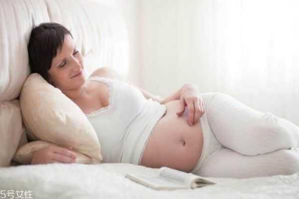 为什么会长妊娠纹 为什么会长妊娠纹