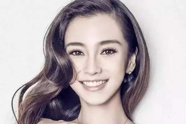 圆脸适合一字眉吗？一字眉适合的脸型有哪些