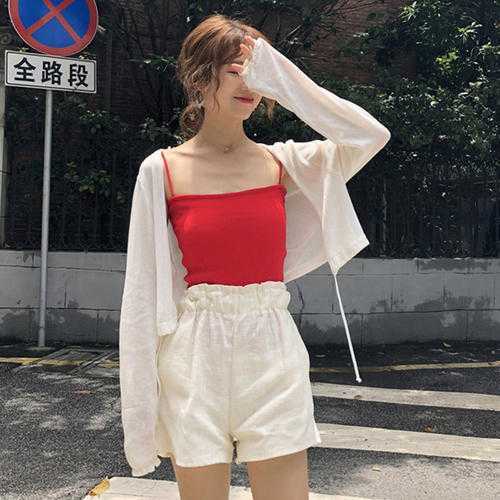 开衫毛衣里面搭配什么？开衫穿什么打底比较好