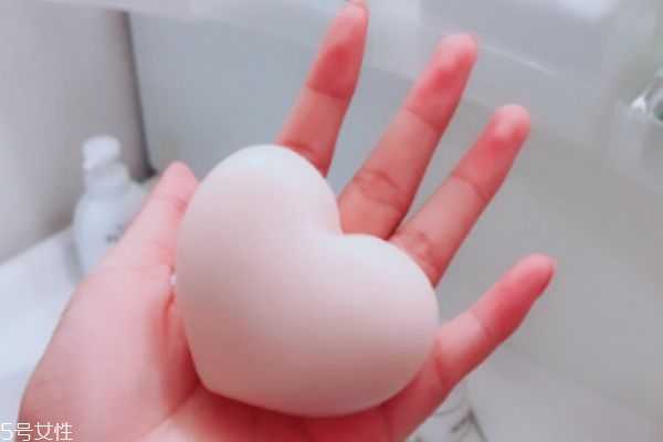 怎么去除臀部黑色素