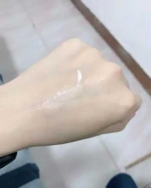 经常用面霜会产生依赖性吗 经常用面霜会产生依赖性吗