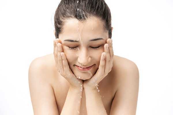 黄金烟酰胺原液的作用 黄金烟酰胺原液的作用