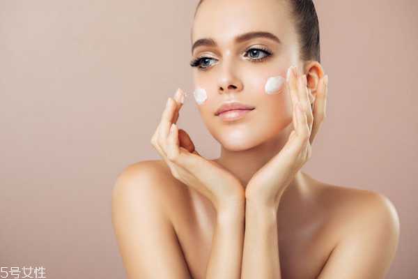 油性皮肤长痘痘怎么护理