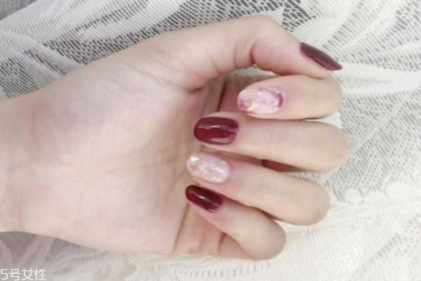 日式晕染美甲教程 贝壳晕染美甲教程