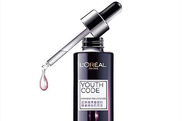 欧莱雅小黑瓶肌底液可以当精华用吗