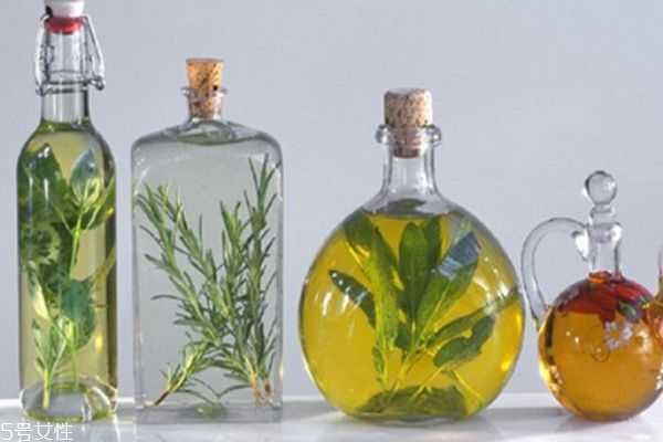 蒸脸器可以加精油吗