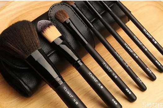 化妆刷有多少支?化妆刷要不要买一套 化妆刷有多少支?化妆刷要不要买一套