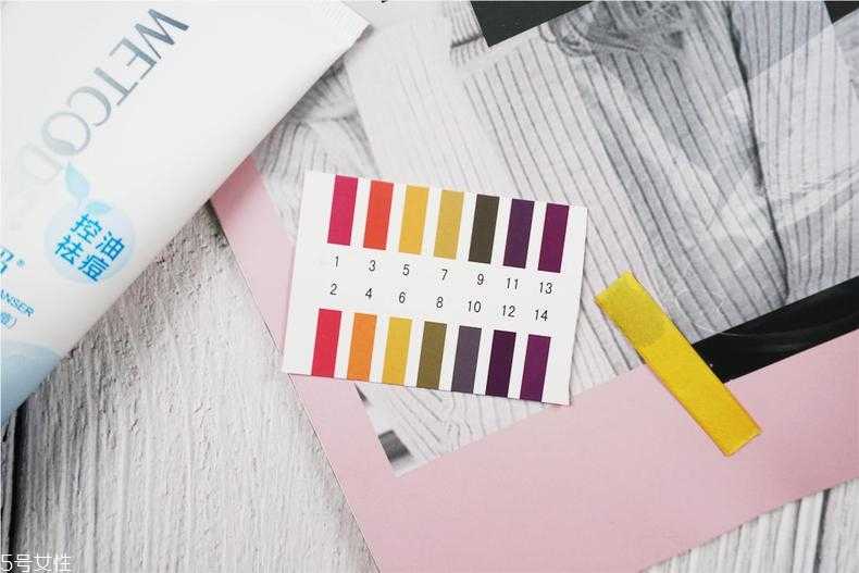 水密码洗面奶哪款好用 温和蓝管和祛痘白管对比评测