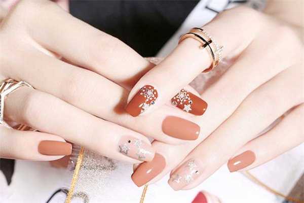 miss candy指甲油哪个颜色好看