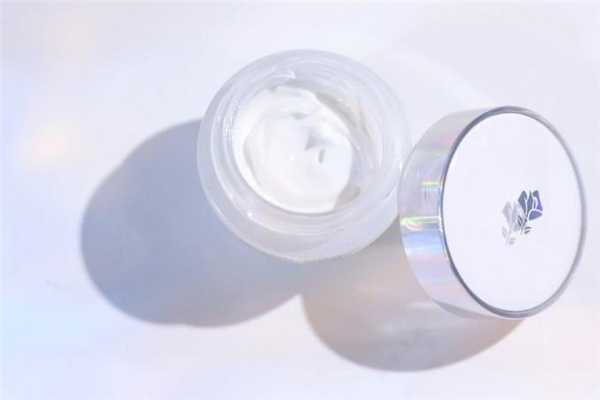 兰蔻极光面霜白天用还是晚上用？兰蔻极光面霜适合什么肤质