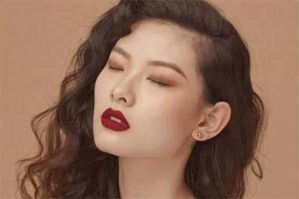 hedone唇釉安全吗？hedone摩登时代唇釉是国货吗