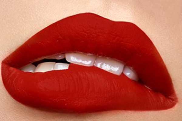 圣罗兰口红23号色小金条是什么颜色 圣罗兰口红23号色小金条是什么颜色