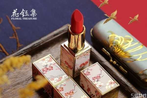 黄皮女生适合什么口红