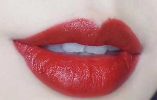 迪奥夹心999口红适合黄皮吗