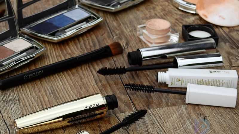 眉粉和眉笔有区别吗 眉粉和眉笔有区别吗