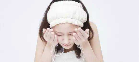 面膜的正确使用方法 面膜的正确使用方法