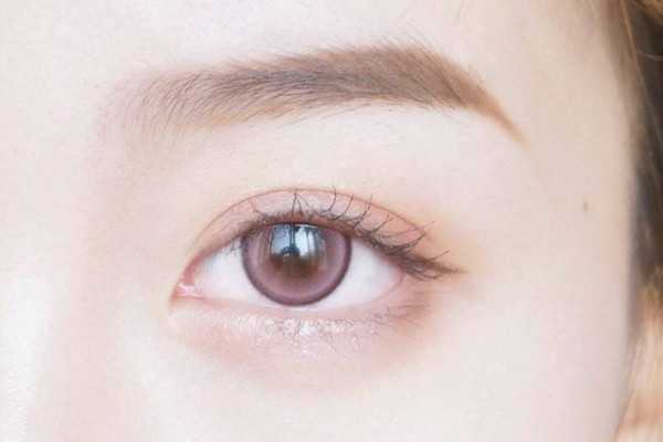 美瞳会让眼睛看起来变大吗 美瞳会让眼睛看起来变大吗