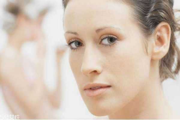 下巴老是长痘痘怎么回事