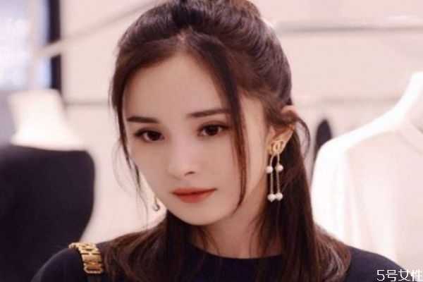 如何用眉粉当发际线粉用