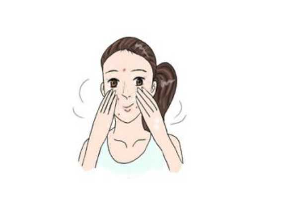 祛痘印的日常方法 在家也能轻松祛痘印