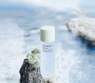 爽肤水的作用和效果?爽肤水可以涂脸部吗 爽肤水的作用和效果?爽肤水可以涂脸部吗