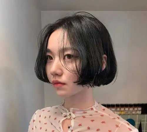 卷发棒和烫发哪个更伤头发