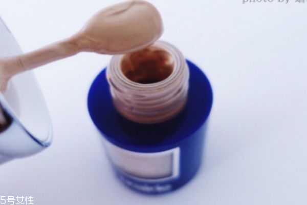 莱珀妮粉底液色号推荐